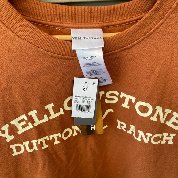 BNWT Yellowstone Cropped Crewneck Sweatshirt - Women’s Size XL - Picture 4 of 8